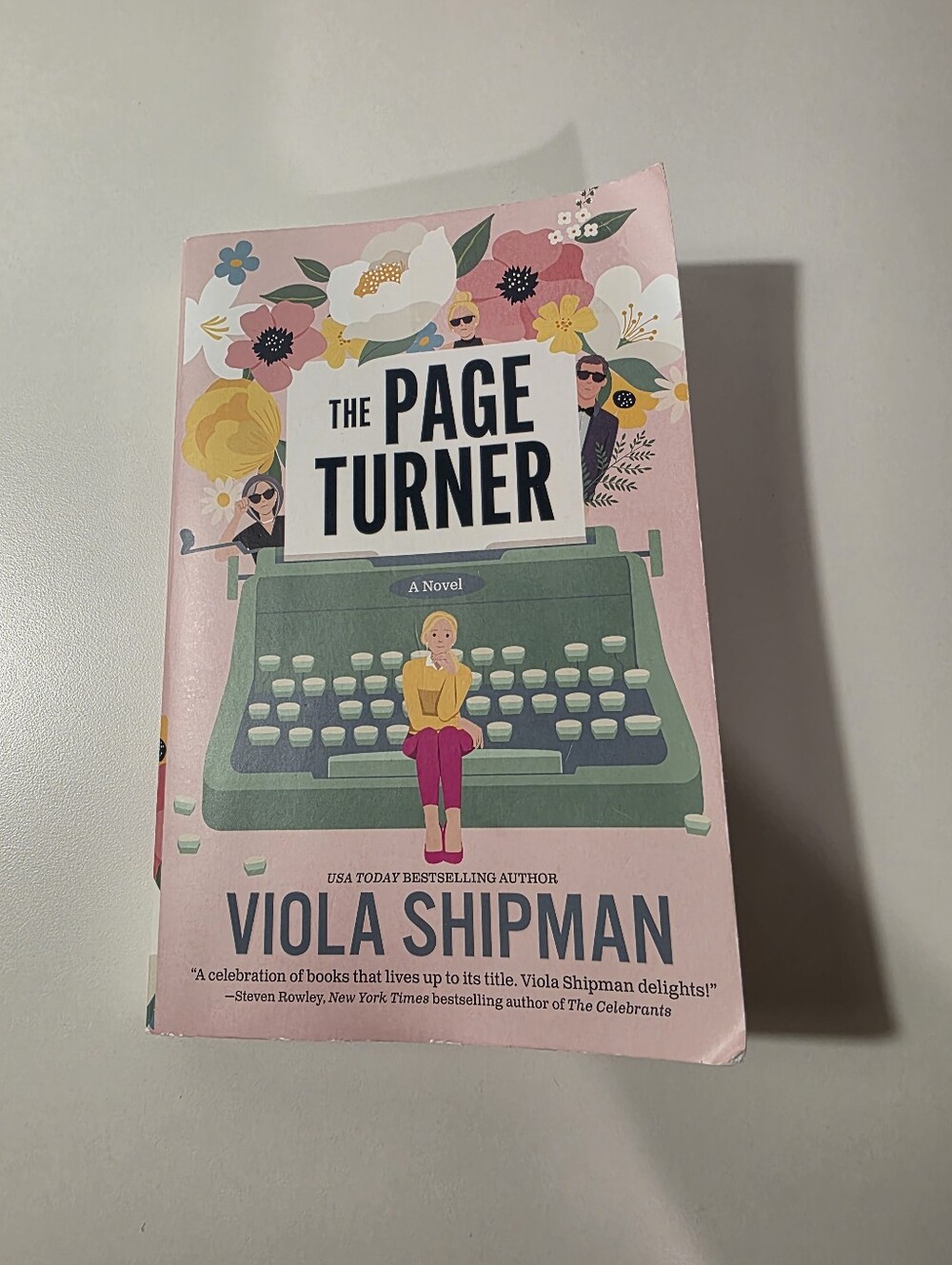 The Page Turner by Viola Shipman - Preowned - Paperback